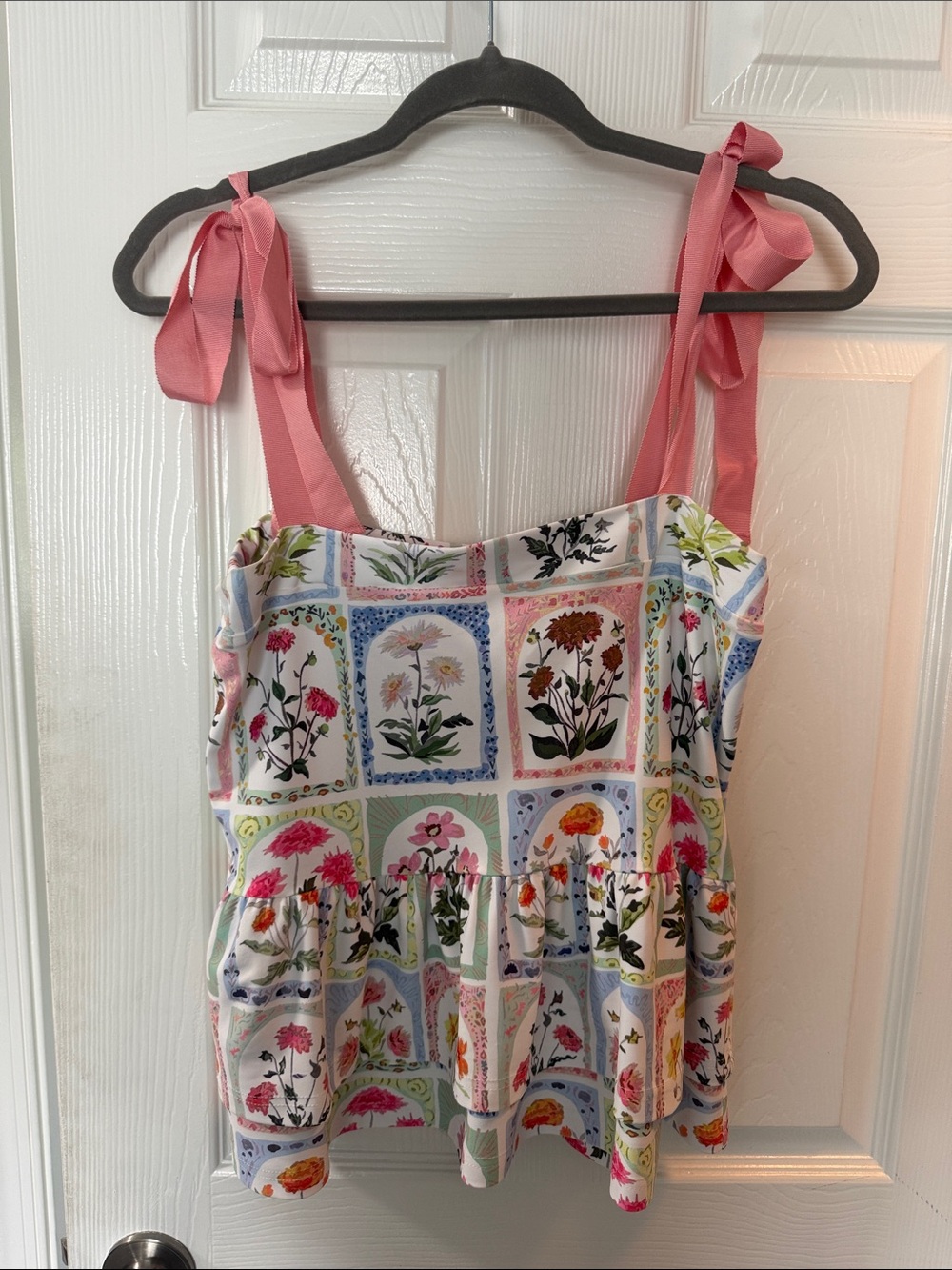 Floral Patchwork Tie-Strap Tank Top - Pink